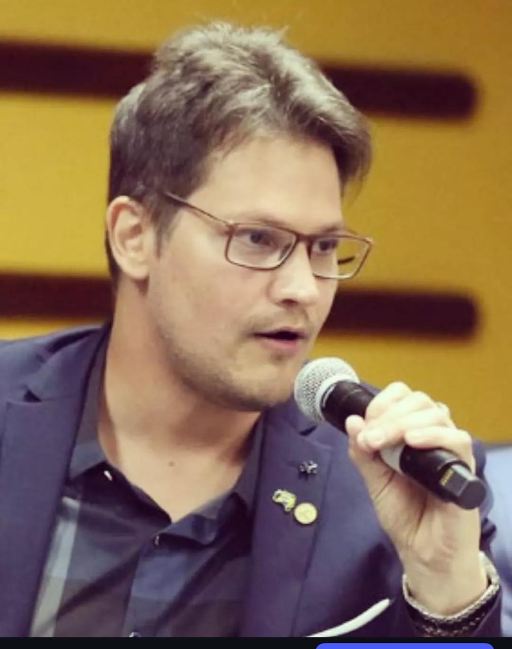 8025-Aloísio Alencar Bolwerk