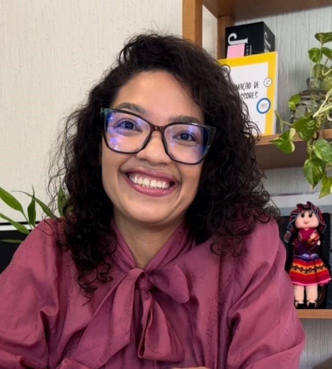 8363-Luciana Pereira de Sousa