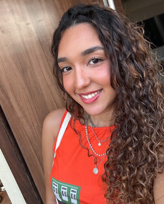 8283-Vitória Milhomem