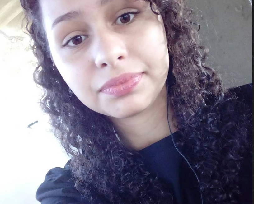 8308-Letícia Gomes Lopes