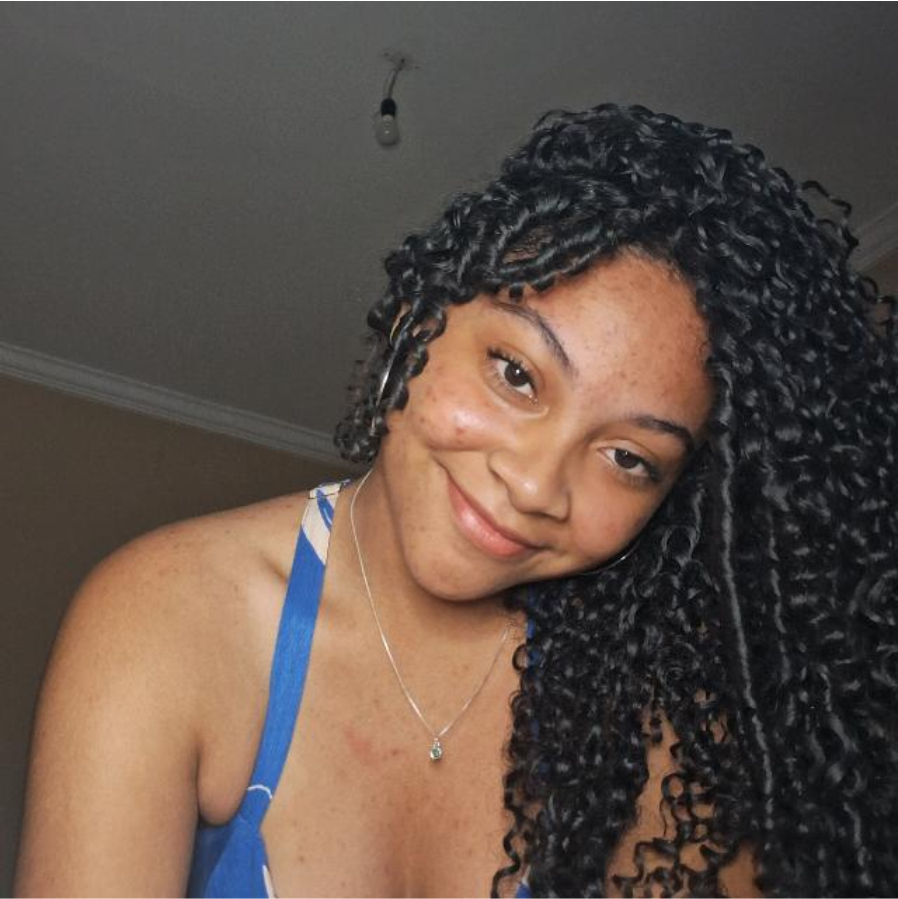 7700-Nivea Assunção