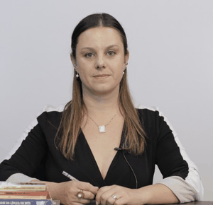 7557-*Professora Doutora Sabrina Pla Sandini* (incompleto)