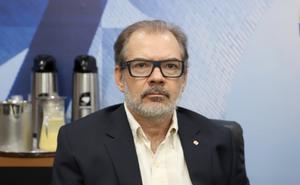 7590-*Dr. Álvaro Lotufo Manzano* (incompleto)