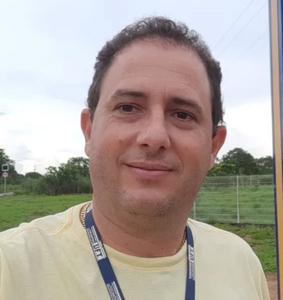 7725-Prof. Dr. Kliver Antonio Marin