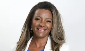 7890-Dra. Maria Santana