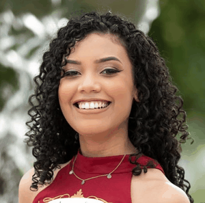 8257-Amanda Carvalho Nogueira