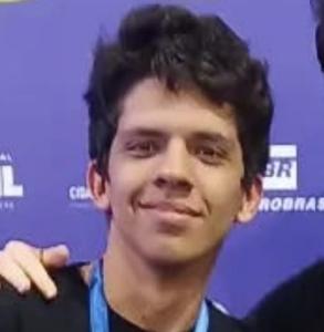 8300-Vitor Leal Ferreira