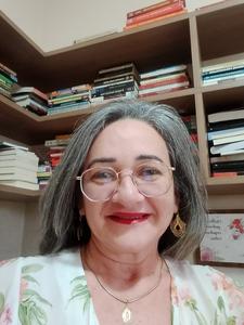 8328-Ana Lúcia de Medeiros