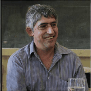 8881-*Prof. Dr. Eguimar Felício Chaveiro* (incompleto)