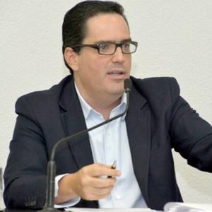 8925-*Prof. Dr. Jales Mendonça* (incompleto)
