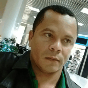 8926-*Prof. Dr. Roniglese Tito* (incompleto)