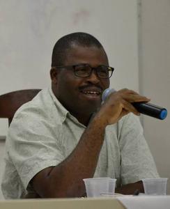 9100-*Prof. Dr. Ernesto Macaringue* (incompleto)
